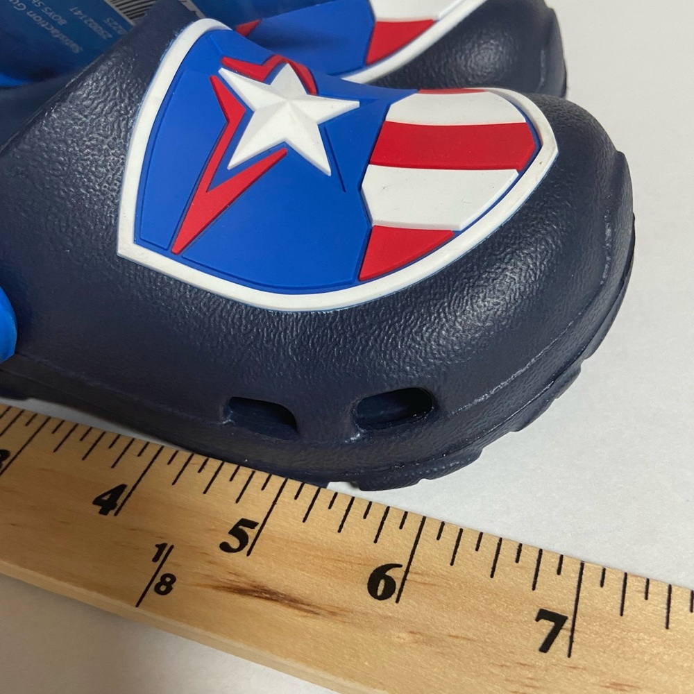 Marvel Kids Captain America Shield Slippers - Blue and Red boys (toddler) 7-8 - Picture 10 of 11